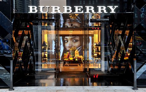 burberry miami outlet|burberry store in miami.